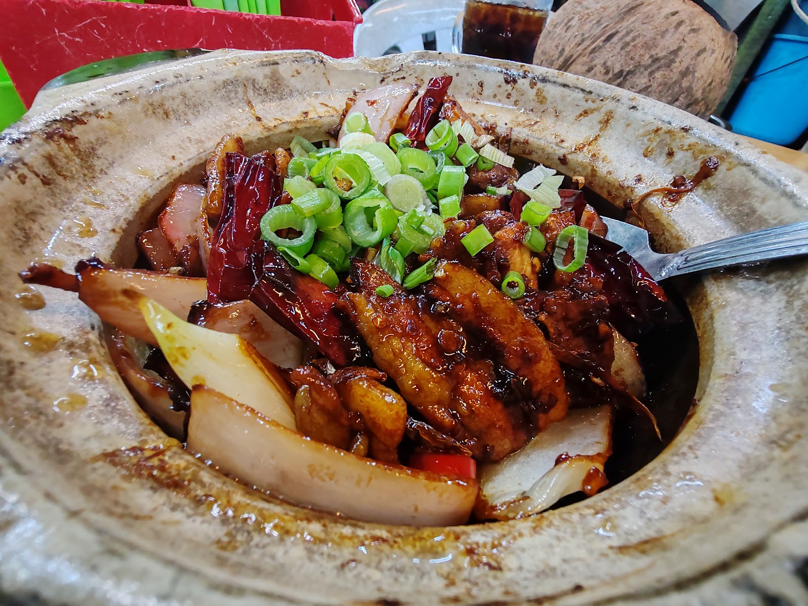 咸鱼花腩煲 BRAISED PORK SLICED WITH SALTED FISH
